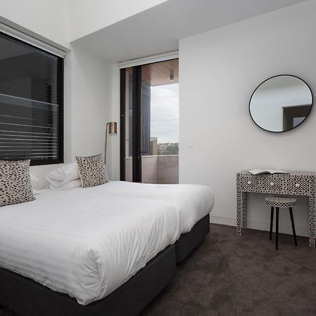 Stylish 2-Bed Apartment With Bbq Patio Near Beach ซิดนีย์ ภายนอก รูปภาพ